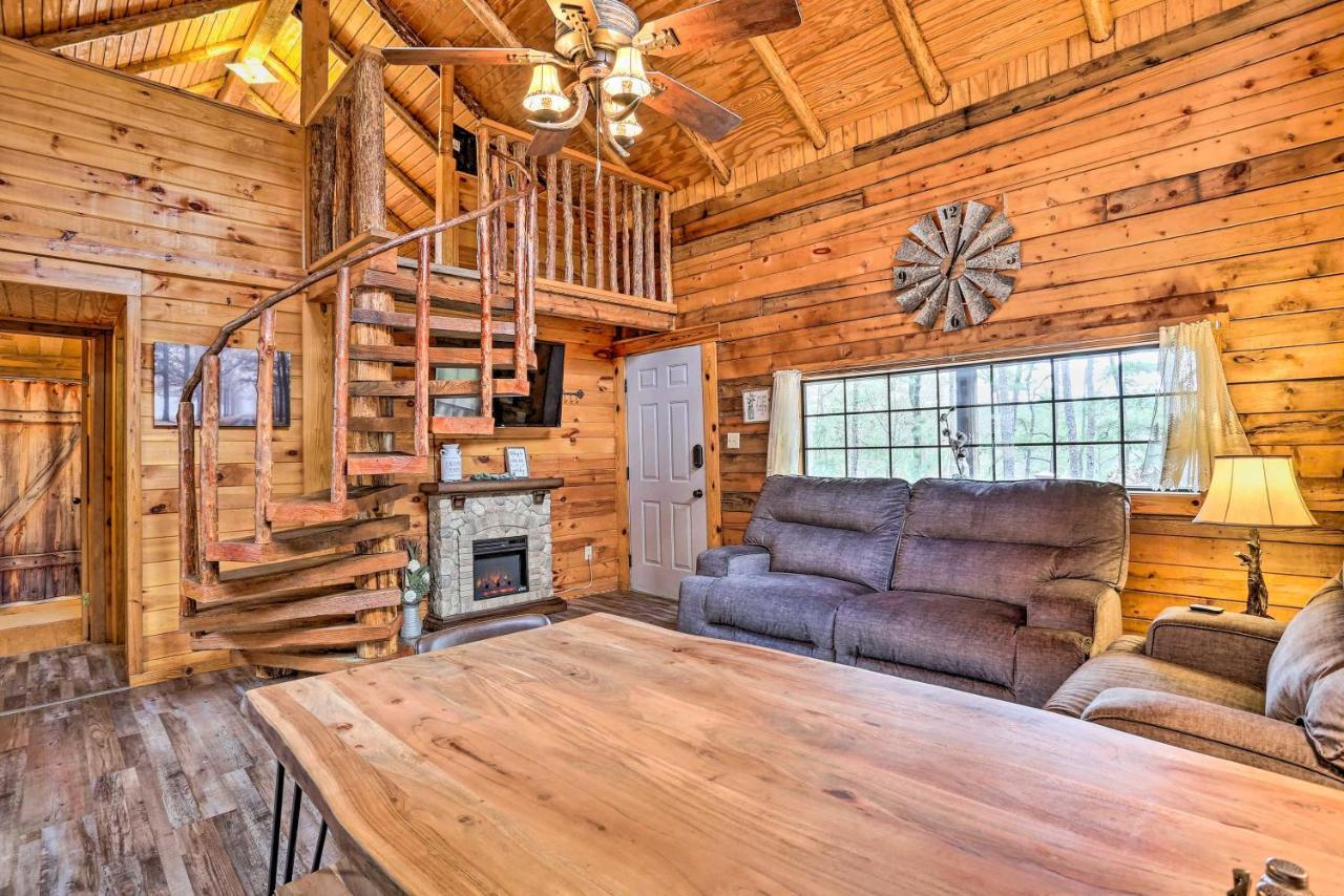 Broken Bow Log Cabin With Fire Pit, Pond, And Deck! ภายนอก รูปภาพ