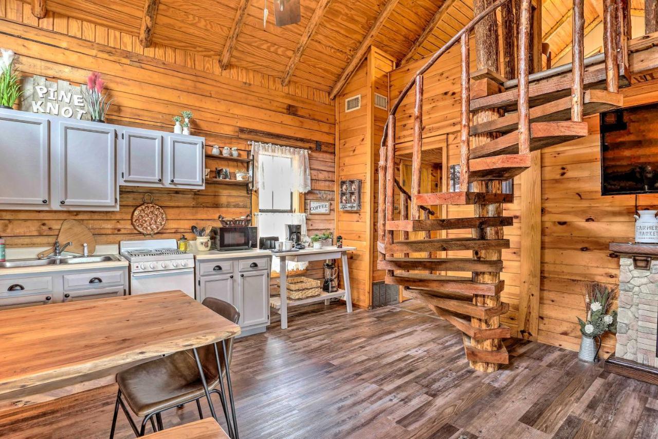 Broken Bow Log Cabin With Fire Pit, Pond, And Deck! ภายนอก รูปภาพ